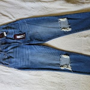 Women's Size 11 No Boundaries Super High Rise Mom Jeans